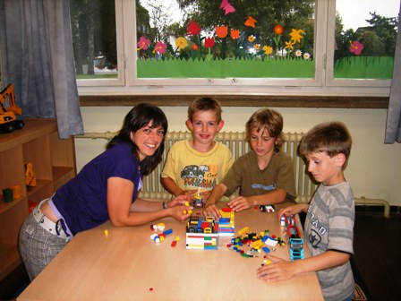 Frau Brochowski mit Kids