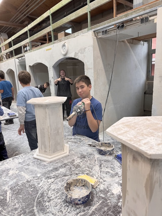 Klassenstufe 8 sammelt wegweisende Eindrücke und Erfahrungen bei ProBeruf 