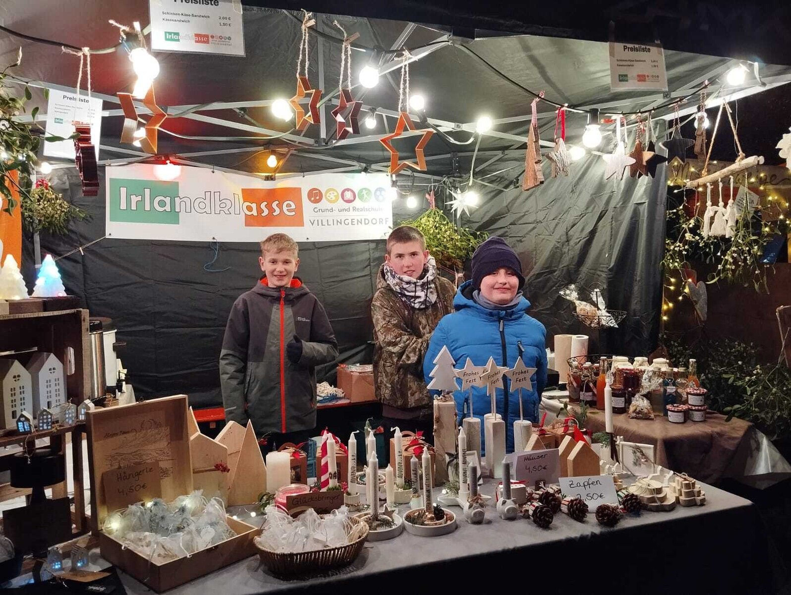 Viele Besucher beim Dunninger Weihnachtsmarkt 