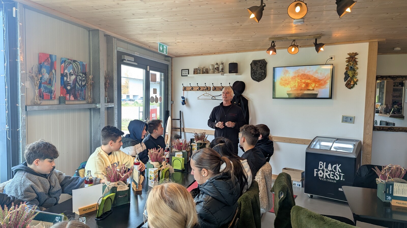 Glück zum Anfassen - Klassenstufe 8 besucht das Schornsteinfegermuseum in Villingendorf 