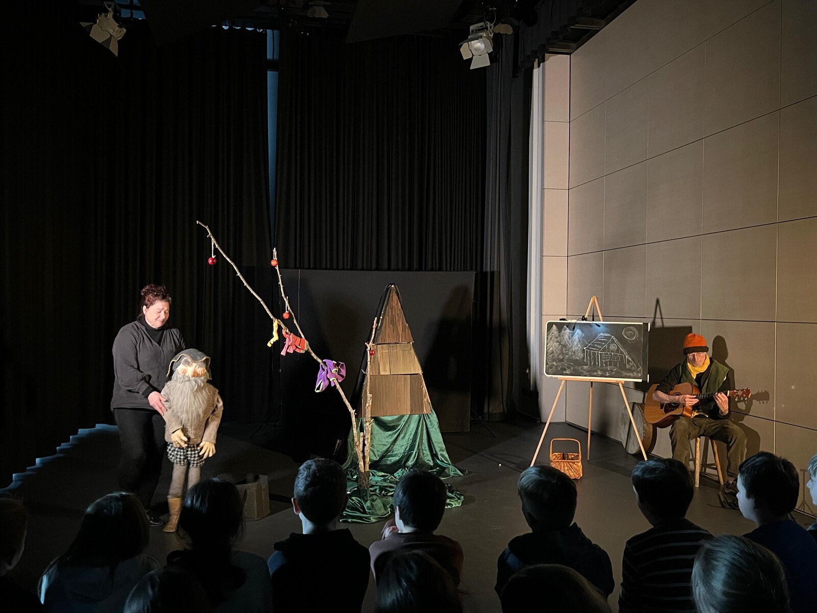 Deutsch-Englisches Theater zu Gast in der Grundschule