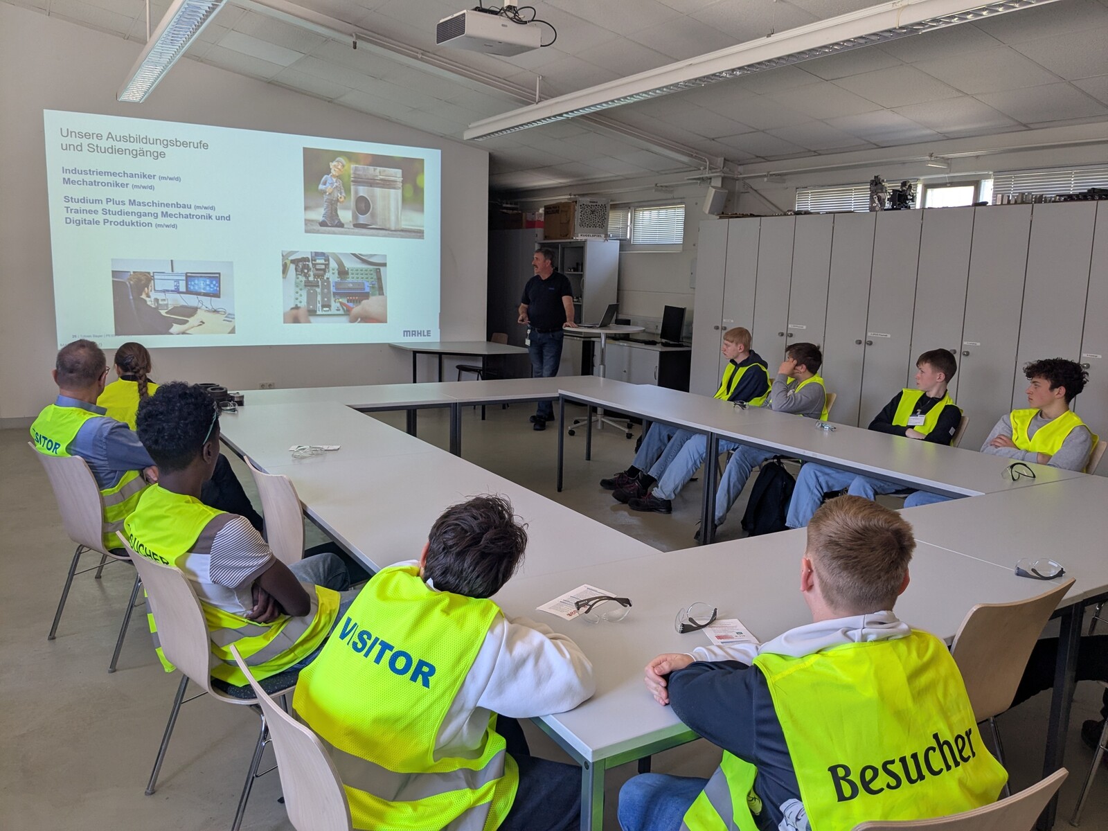 Betriebsbesichtigung bei der MAHLE GmbH in Rottweil