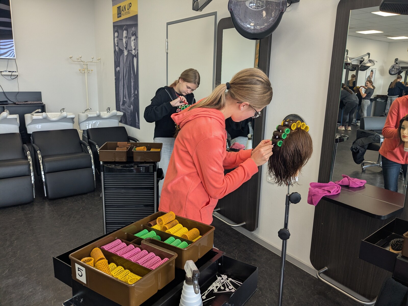 ProBeruf in der Bildungsakademie Rottweil - Friseur