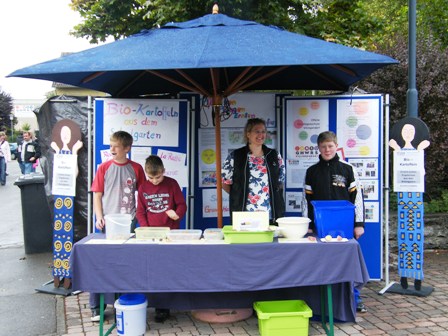 Der Infostand der Schulfirma